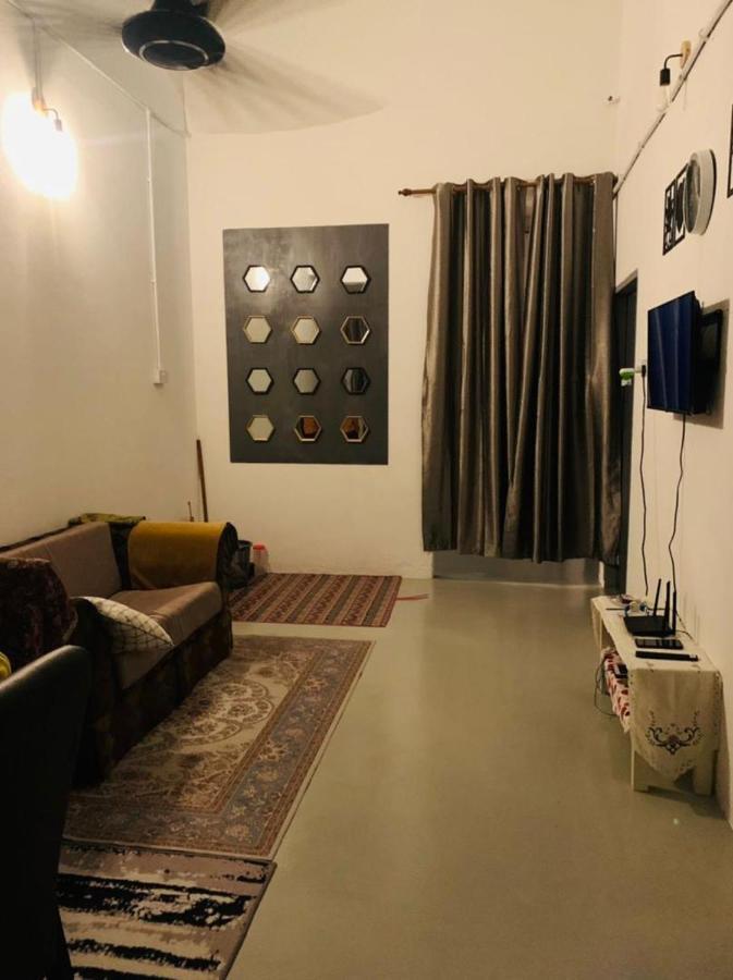 קוטה בארו Spar Homestay מראה חיצוני תמונה